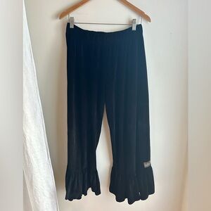 Matilda Jane Black Velvet Ruffle Pants Large